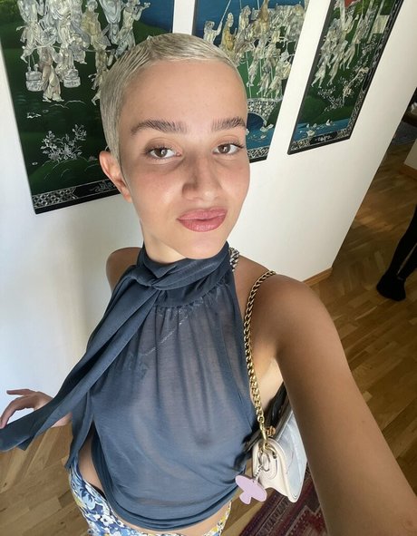 Daisy Delancey beautiful model photos