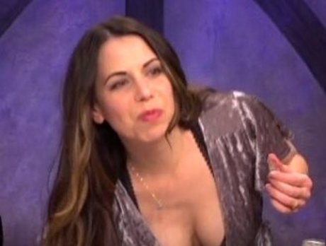 Laura Bailey sexy model photos