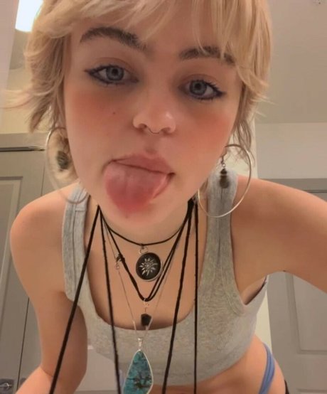 busty solo onlyfans sex gallery