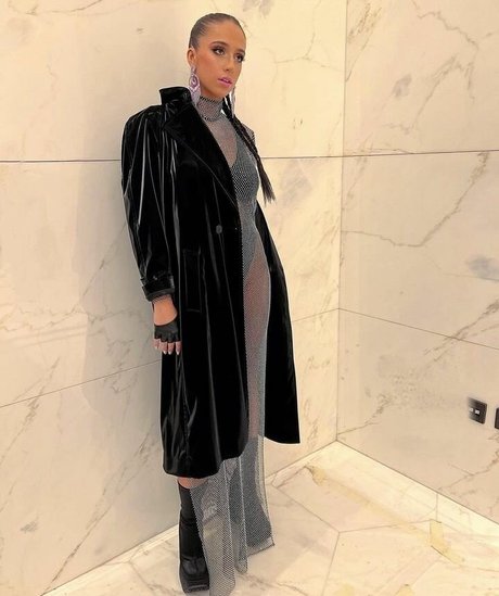 cute anal onlyfans pornographic archive