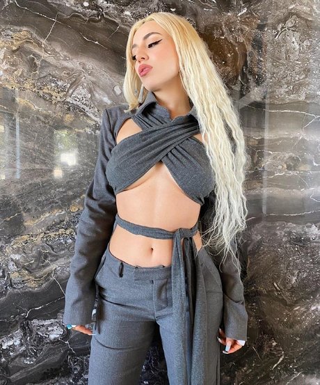 latina feet onlyfans free picture