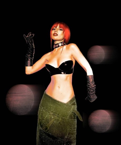 Ava Max pornstar erotic img