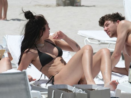 Lourdes Leon xxx model galleries