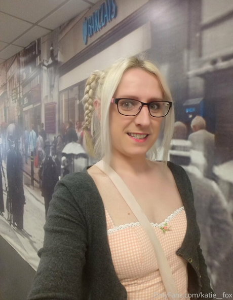 katie__fox star best pic