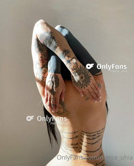 Merce Uhia perfect actress pics