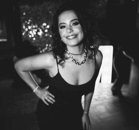 Yasmin Ali Yassine sexy star image