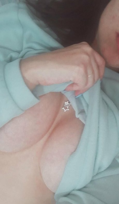 MonroeBeaBr star naked archive