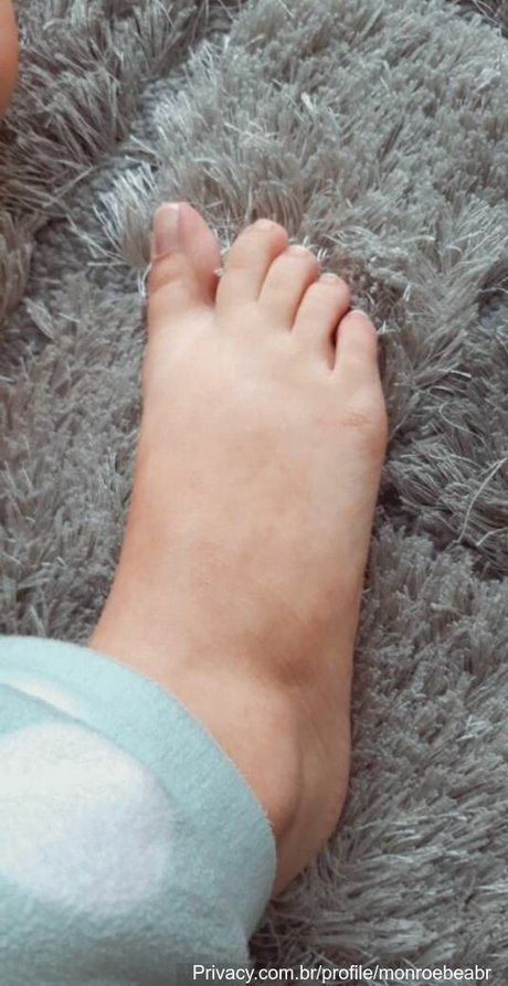 MonroeBeaBr porn actress images