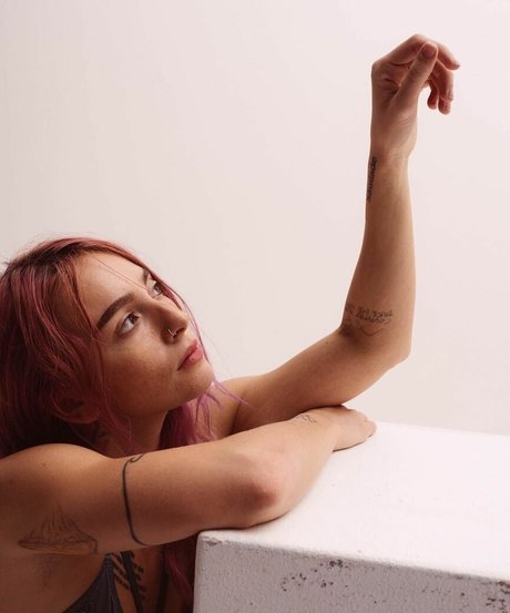 skinny milf onlyfans hot gallery