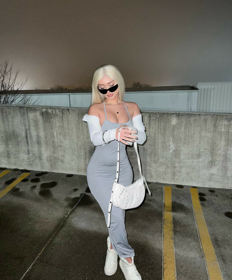 cakebatterchlo pornstar nice photos