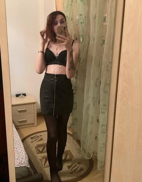 emo onlyfans top image