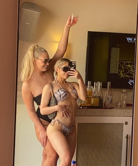 hot mature onlyfans sexy photo