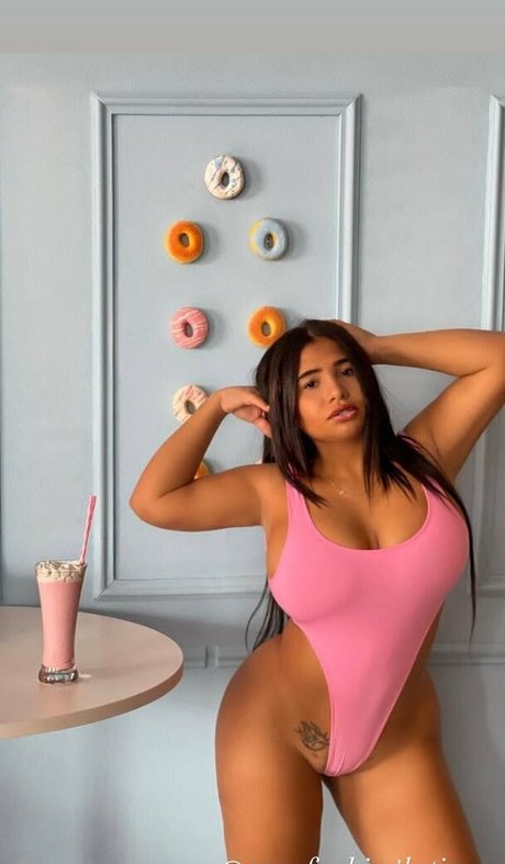 deliciusstinnykate beautiful actress archive