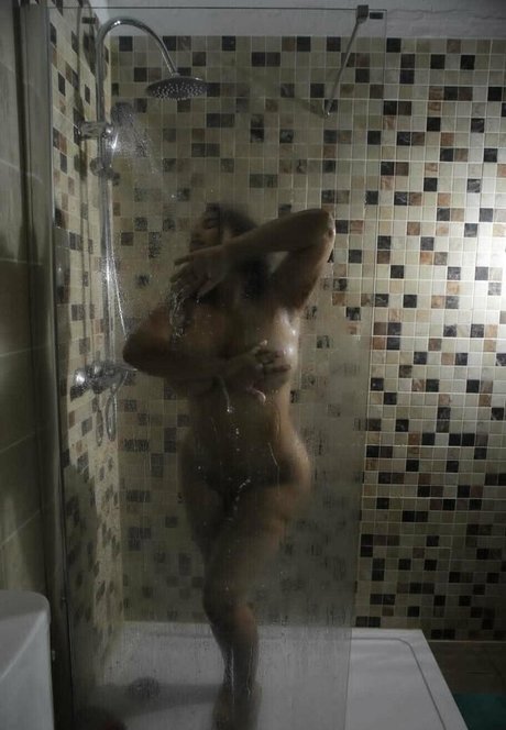 deliciusstinnykate art model image