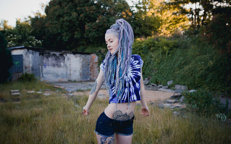 sex girls onlyfans art porn archive