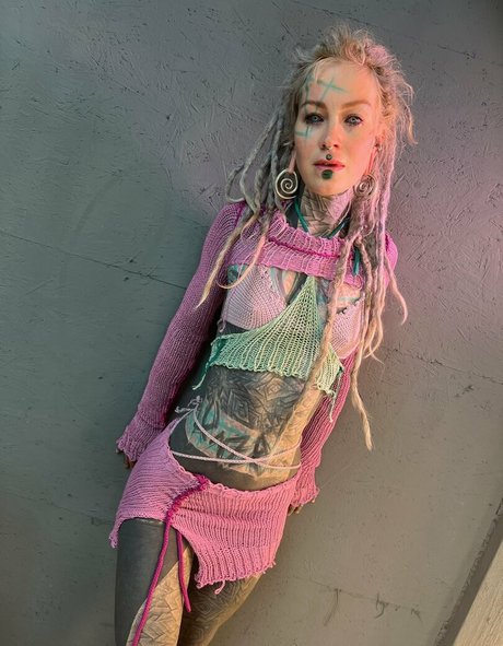 Anuskatzz top pornstar pictures