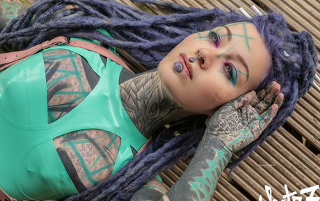 Anuskatzz adult model gallery