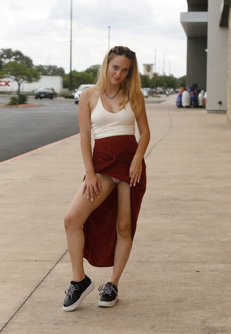 amateur blonde onlyfans free pics