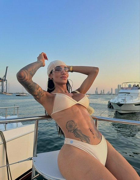 sweetlaurasaenz pornstar exclusive image