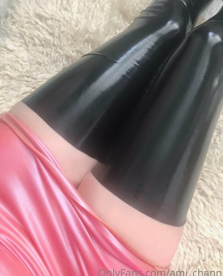 ami chii high quality star pictures