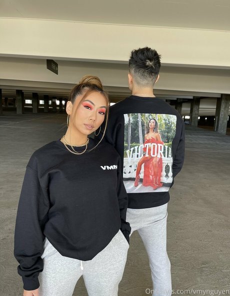 shemale outdoor onlyfans beautiful pic