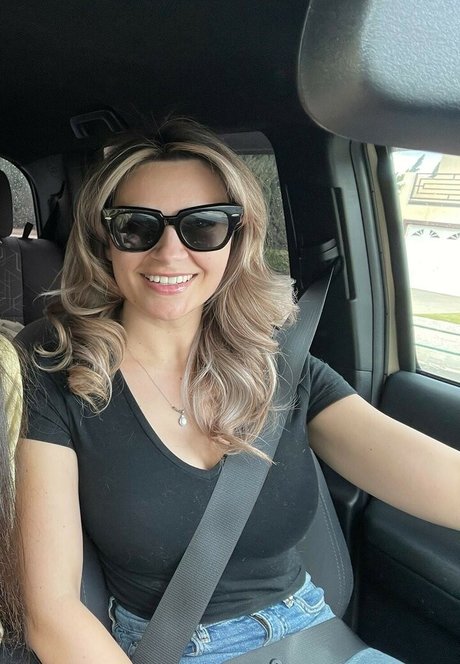 mommy onlyfans xxx galleries