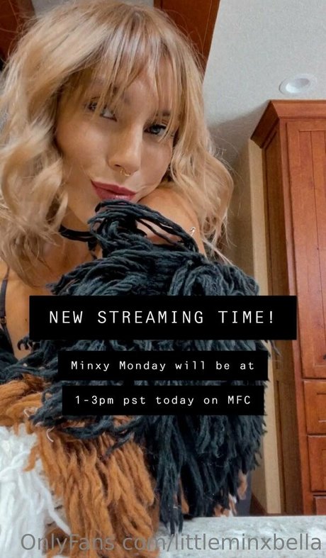 littleminxbella exclusive model gallery