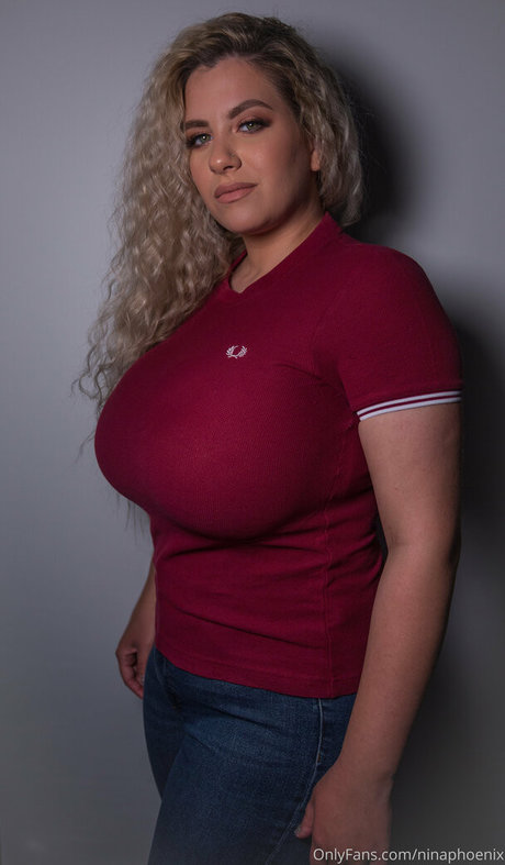 Nina Phoenix free actress galleries