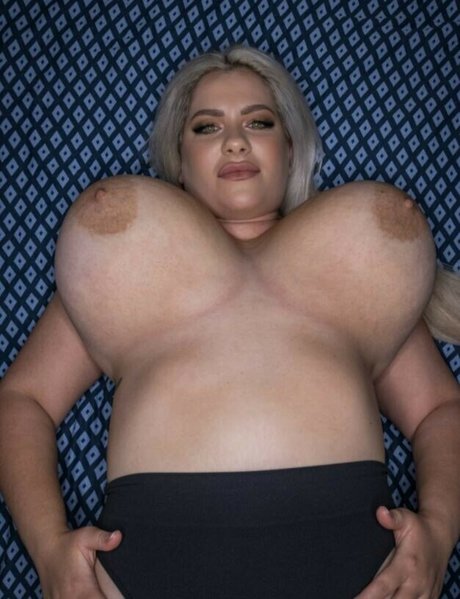 Nina Phoenix pretty star archive