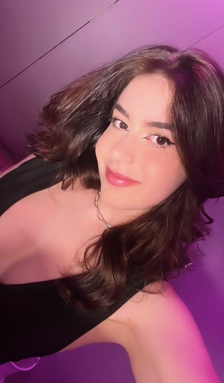 fansly onlyfans beautiful galleries