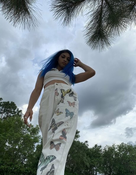 altheaj69free naked star photo