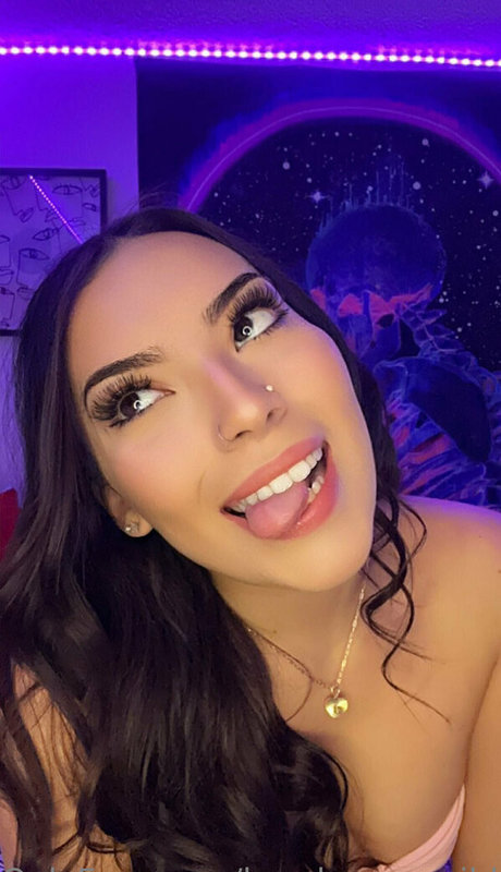 blonde babe onlyfans beautiful xxx picture