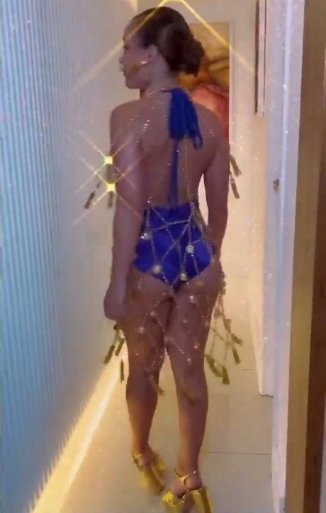 Larissa Manoela pretty pornstar archive