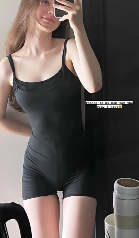 asian tranny onlyfans erotic picture