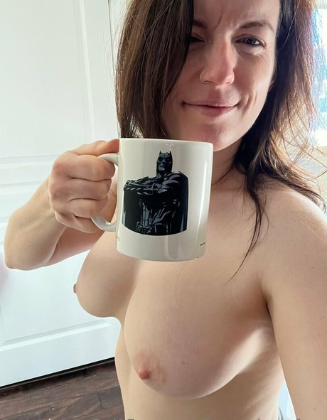 bustyciara free pornstar pretty images