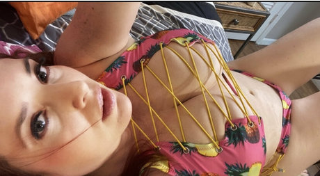 asian cheerleader onlyfans pornographic images