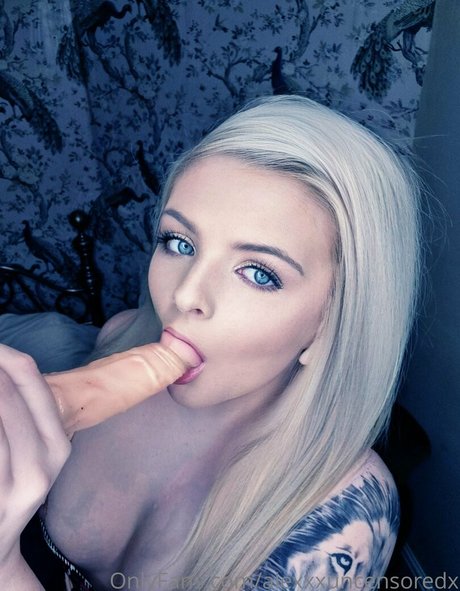 lexii louu model nudes picture