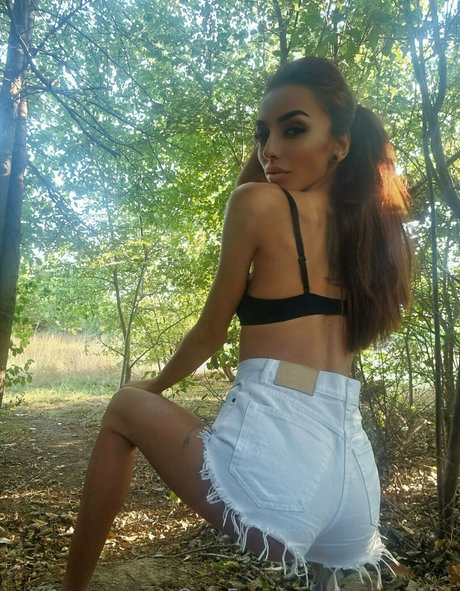 blonde muscle onlyfans erotic photo