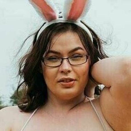 missgeee free actress images