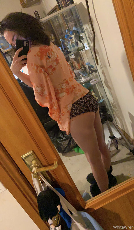 xwhitewrenx model beautiful picture