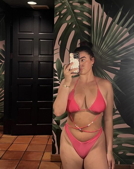 Kalani Hilliker model perfect img