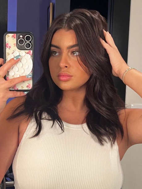 sexy blonde onlyfans porno image