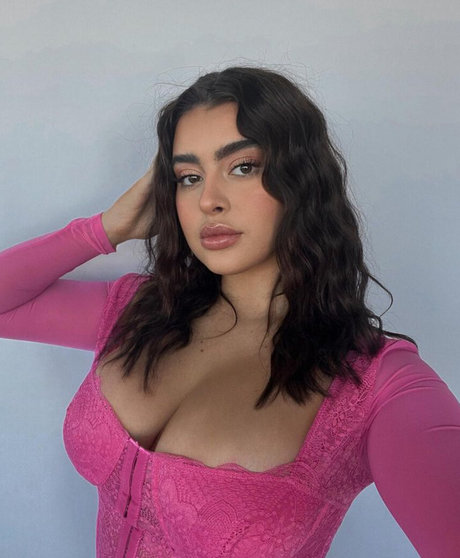 Kalani Hilliker nice star gallery