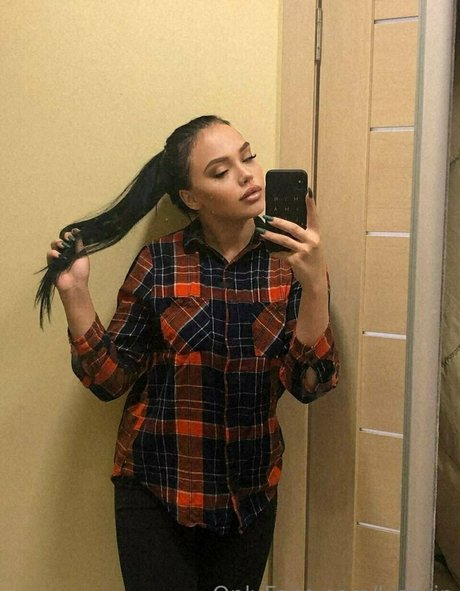 kissvip sex model img