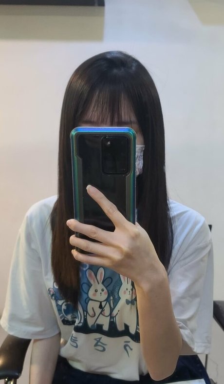 iamdorasnowfree model art pics