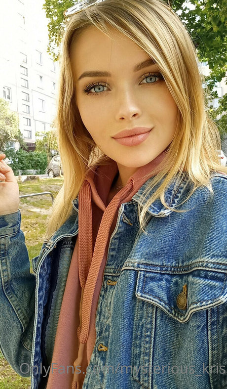 mysterious kris exclusive model img