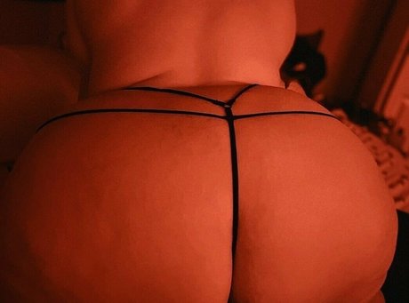 the realqueen09 model hd gallery