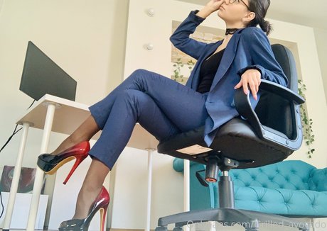 grilled avocadoz hd model photos