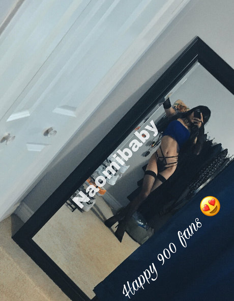 sexiestcdintown model photo