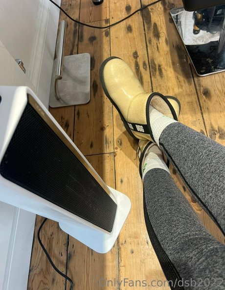 thick trans onlyfans naked image